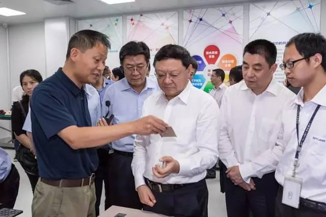 廣東省委常委、深圳市委書記王偉中率隊到大族激光調研座談